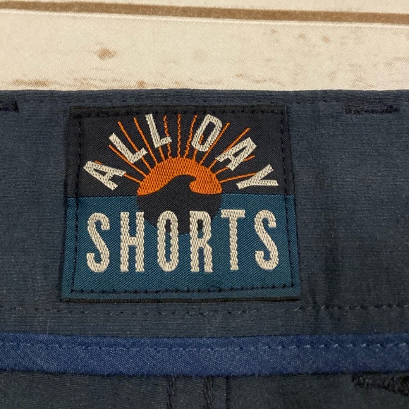 Faherty Men’s Blue Nights All Day™ Short 2.0 (9") Size 38 - Picture 2 of 13